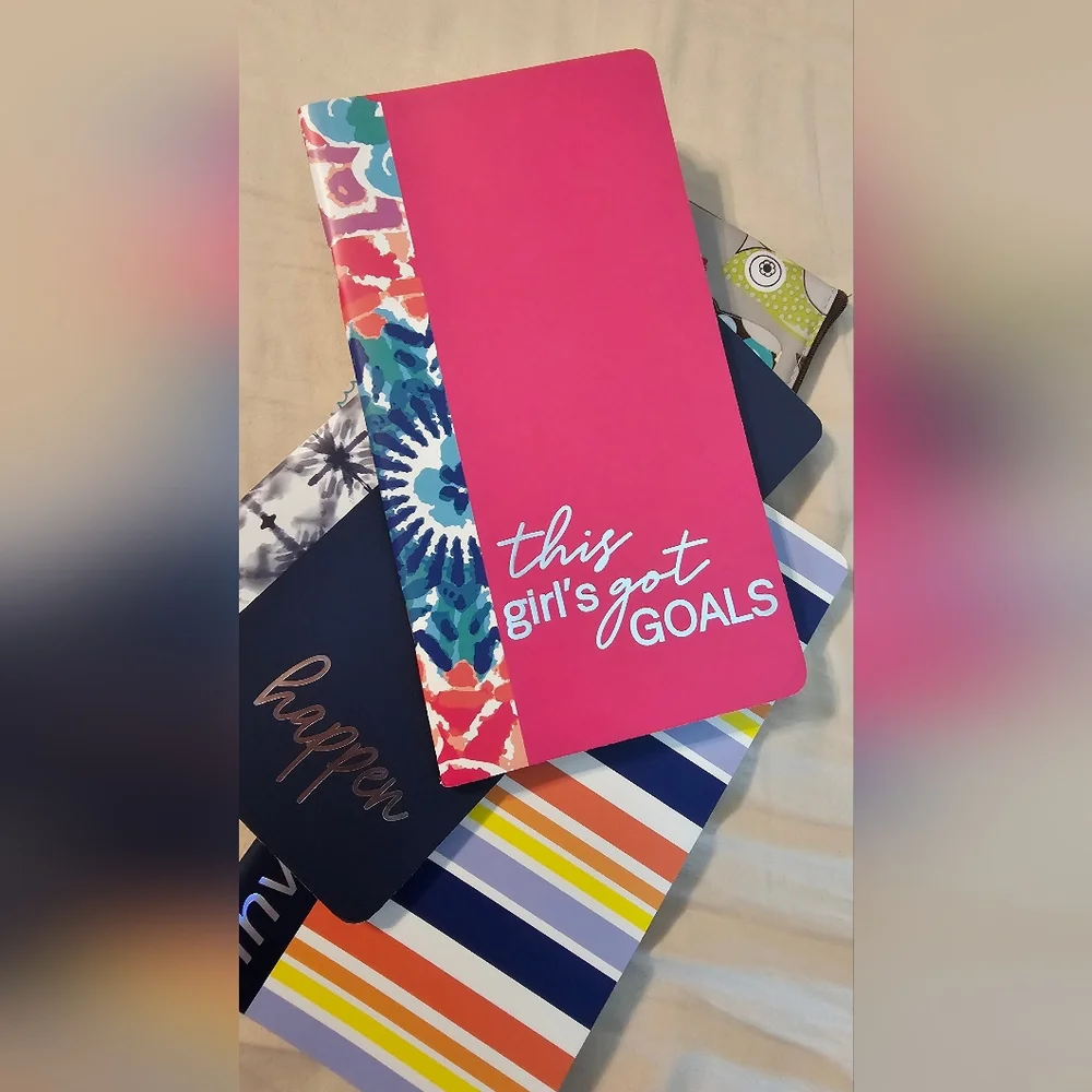 Thirty-One Owl Print Thermal Insulated Pouch & Three Colorful Notebooks NWOT - Picture 8 of 9